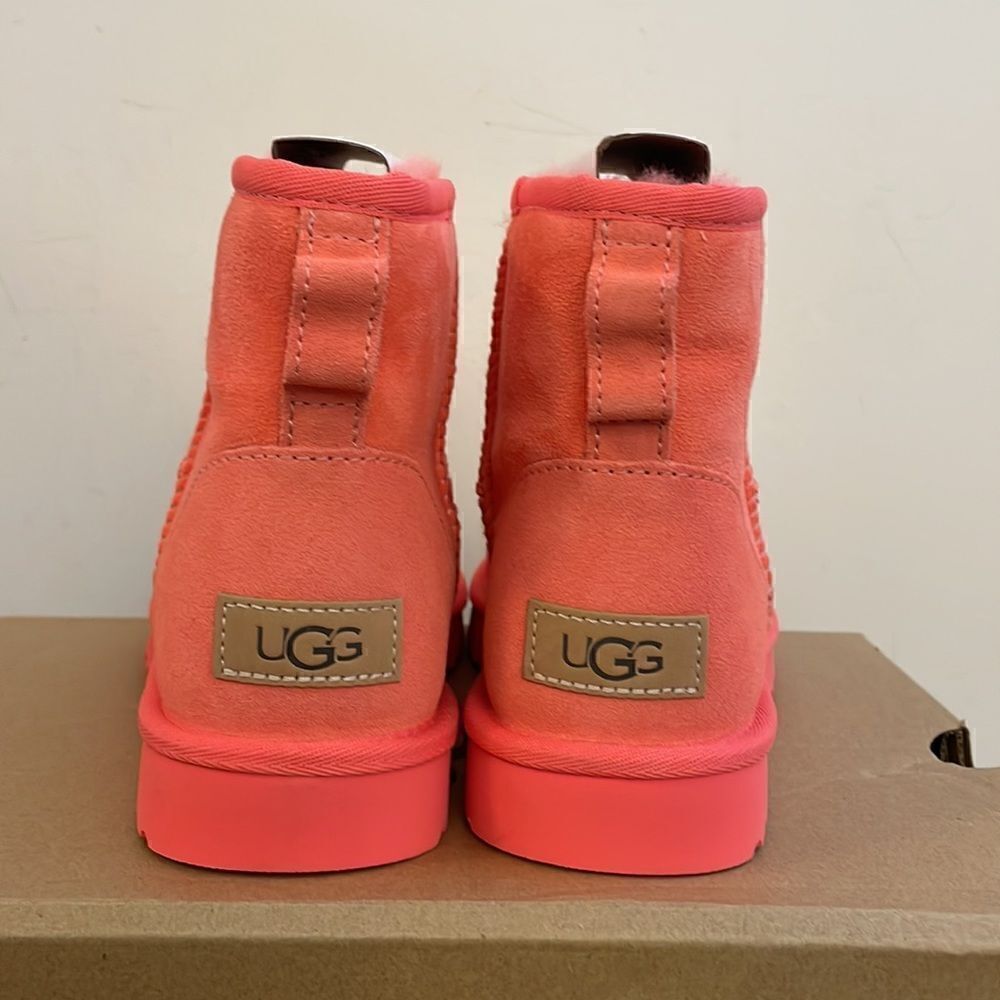 UGG Classic Mini II Boots Punch Pink USA Women size 6/UK 4/EU 37 - Picture 9 of 13